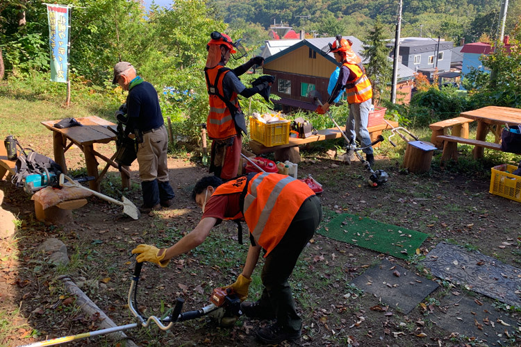 10/1（土）髙川山林　北尾根斜面の遊歩道作り、笹刈り_c0173813_10341577.jpg